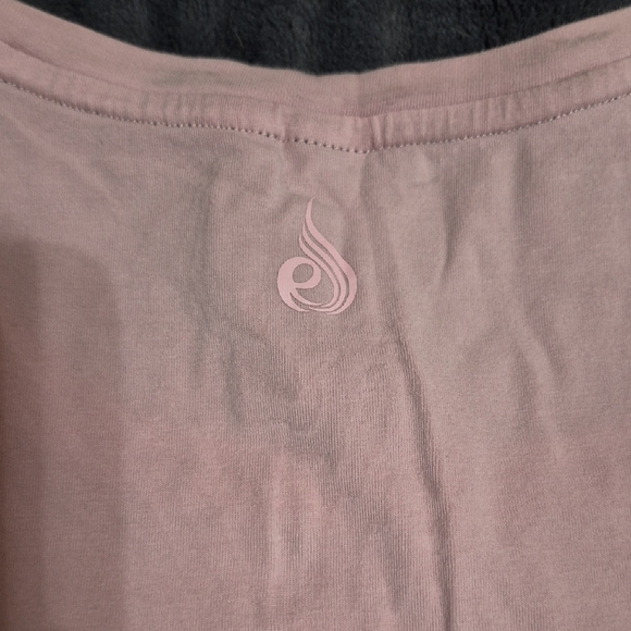 Ryderwear Blush Pink Crop Top - Picture 5 of 7